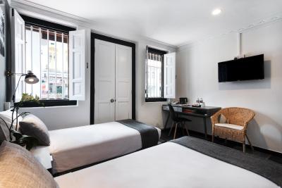 پارک 22 هتل لیتل ایندیا