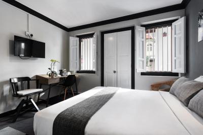 پارک 22 هتل لیتل ایندیا