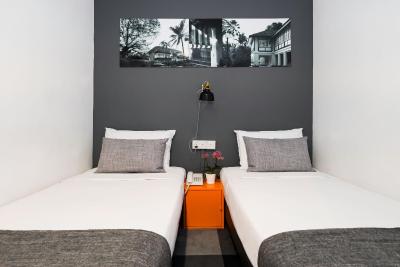 پارک 22 هتل لیتل ایندیا