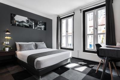 پارک 22 هتل لیتل ایندیا