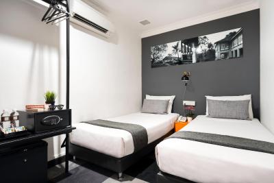 پارک 22 هتل لیتل ایندیا