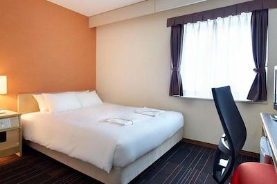 د ب سویدباشی