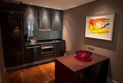 نکسوز والادلید