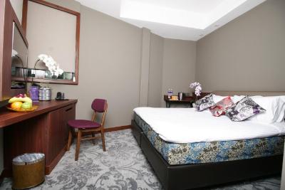 اکوئین هریتیج هتل جو چیات