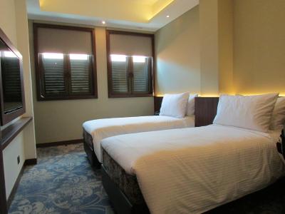 اکوئین هریتیج هتل جو چیات