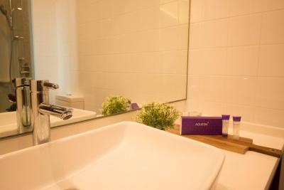 اکوئین هریتیج هتل جو چیات