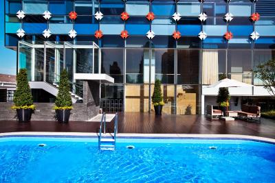 گلو پراتونام