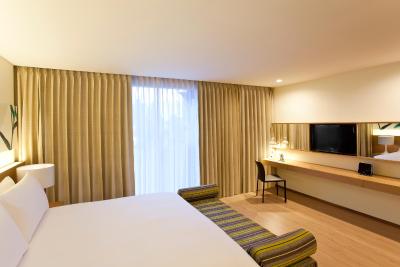 گلو پراتونام