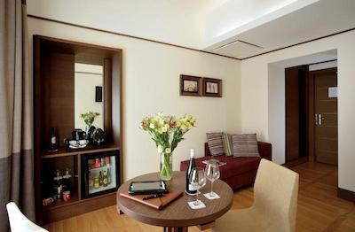 د ایندپندنت هتل