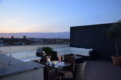 د ایندپندنت هتل