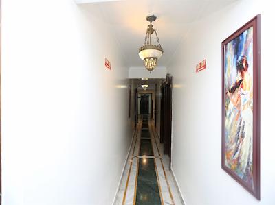 497 او یو او هتل ولکام پالاس