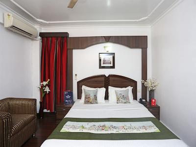 497 او یو او هتل ولکام پالاس