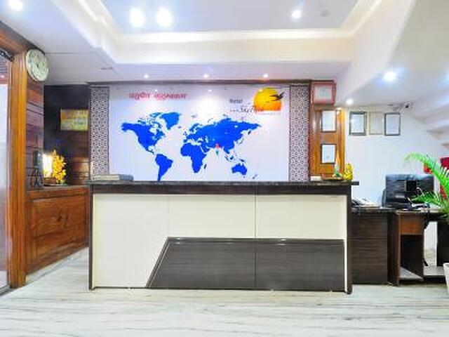اسکای ریچ اینترنشنال