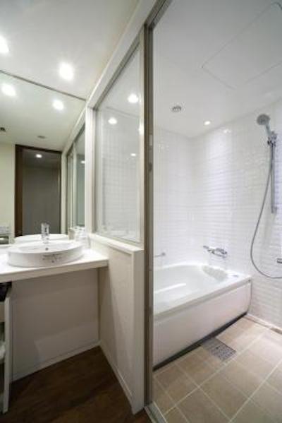 سُلاریا نیشیتتسو جینزا