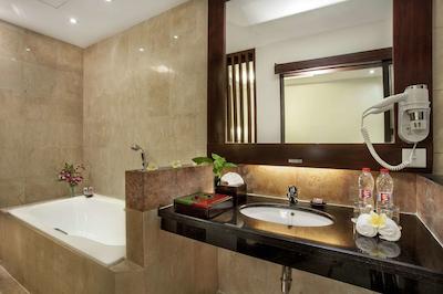 بست وسترن کوتا ویلا