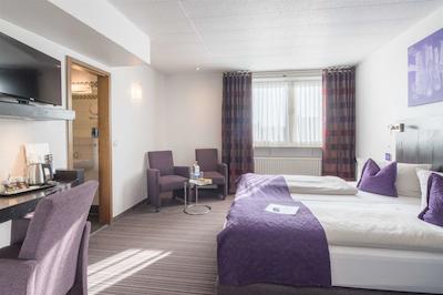 بست وسترن سیتی هتل پیرماسنز