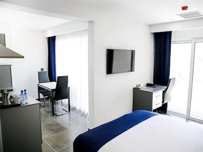 پبلز بوتیک اپاردتل