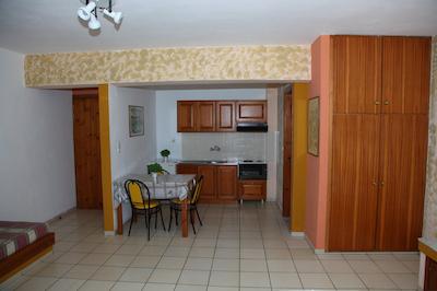 سُجیرکا اپارتمنتز