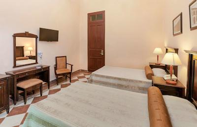 گران هتل ماناجد بای ملی هتل اینترنیشنال