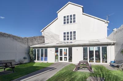 جیلهوس اکسمدیشن