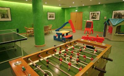 پستانا اتالا