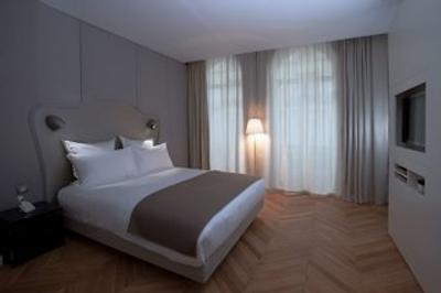 نل هتل اند سویتس بو پرمیر کالکشن