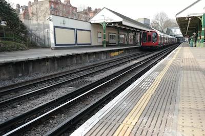 سیمپلی رومز اند سویتز