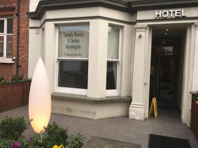 سیمپلی رومز اند سویتز