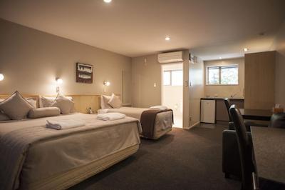 اردورز کورت متر لج