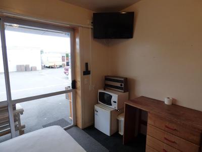 راسکورس باکپاکرز هستل