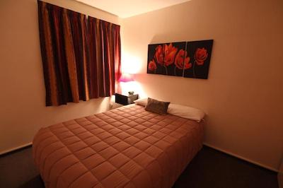 اوالن کورت اکسمدیشن