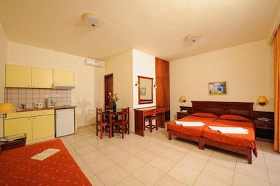 ماریا لامبیز اپارتمنتز