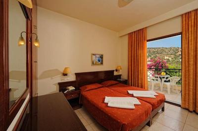 ماریا لامبیز اپارتمنتز