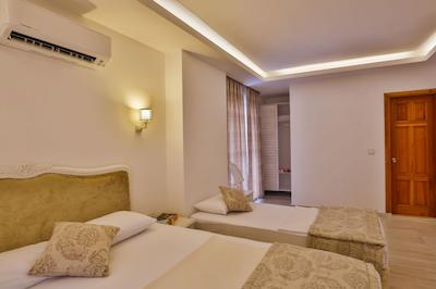 لیندا بیچ بوتیک کلاز هتل