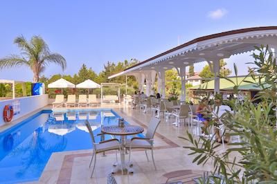 لیندا بیچ بوتیک کلاز هتل