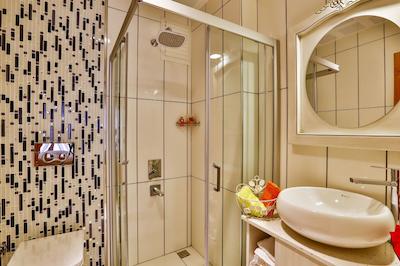 لیندا بیچ بوتیک کلاز هتل