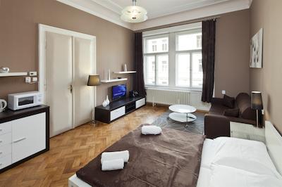 اپارتمنتز دوسن