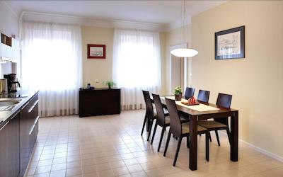 کارلوا پراگو اپارتمنتز