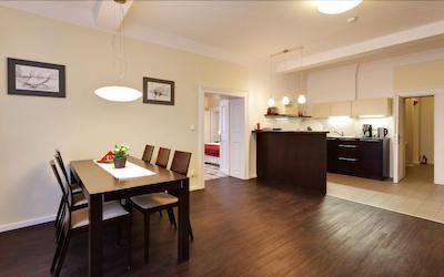 کارلوا پراگو اپارتمنتز