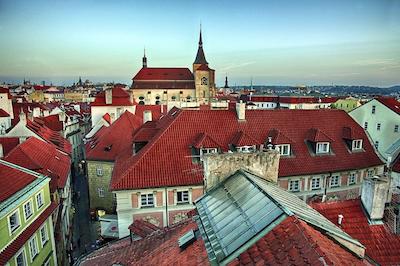 کارلوا پراگو اپارتمنتز