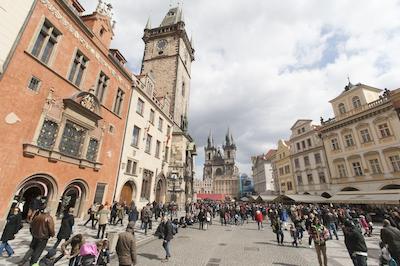 کارلوا پراگو اپارتمنتز