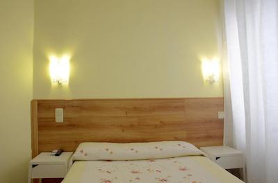 هستال نرسان ایی