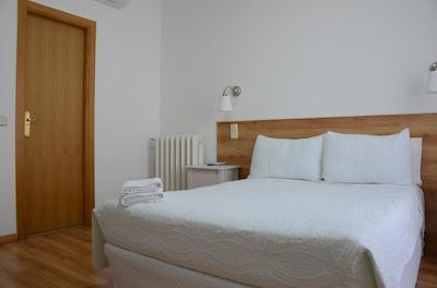 هستال نرسان ایی