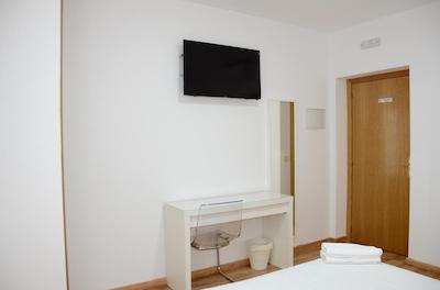 هستال نرسان ایی