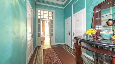 هستال جیرنا