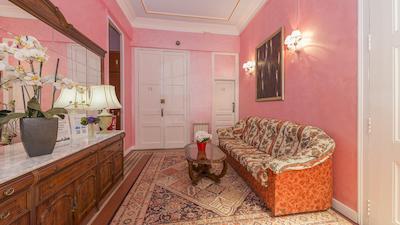 هستال جیرنا