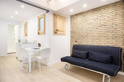 بکنستپ ساگرادا فامیلیا اپارتمنتز