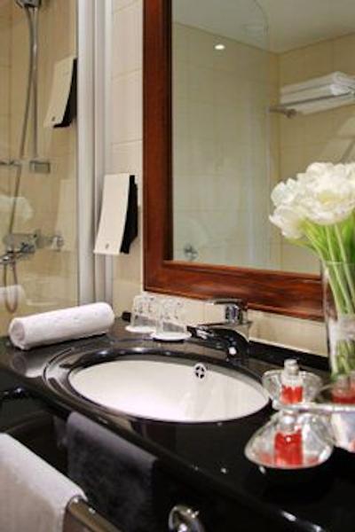 سولو سوکوس هتل پالاس بریج