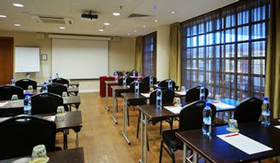 سولو سوکوس هتل پالاس بریج