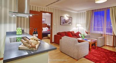 سولو سوکوس هتل پالاس بریج